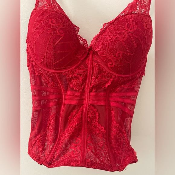 Frederick's of Hollywood Red Lace Corset Set with matching panties Medium - Picture 14 of 14